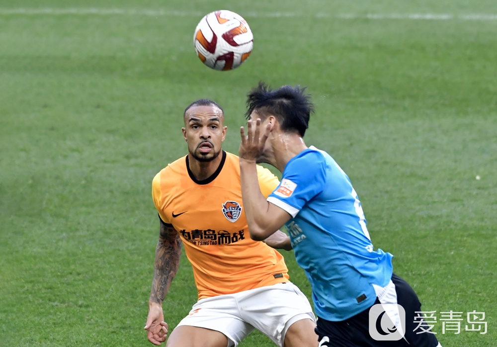 青岛黄海主场战平，保持稳定表现