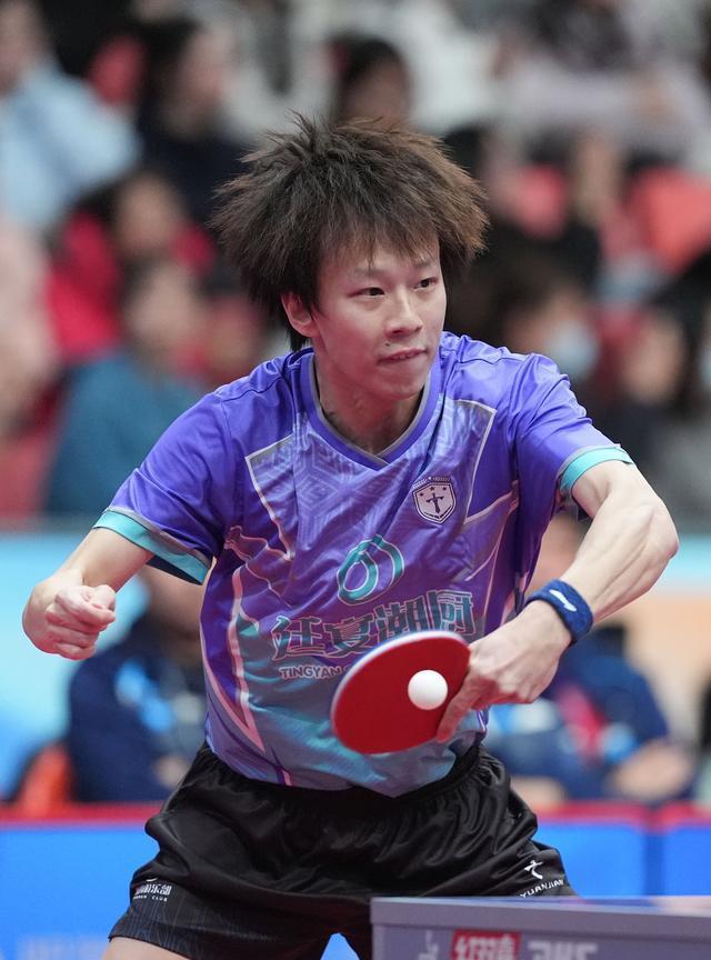 韩国队完胜中国队，林高远扛起全队