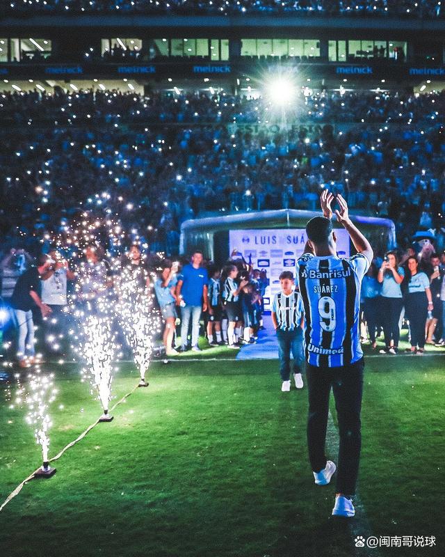 AYXapp下载-荷兰横扫美国，苏亚雷斯点燃赛场